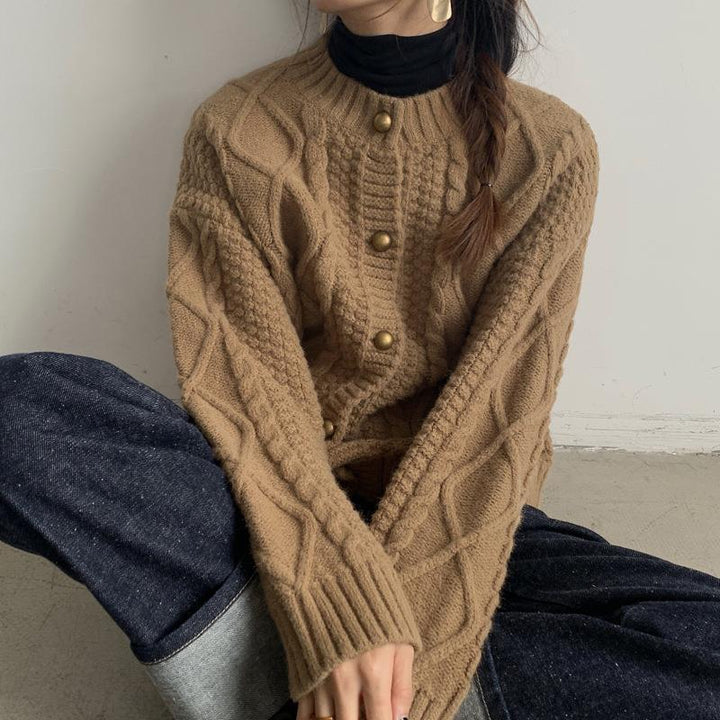 Damen Grobstrick-Cardigan mit Knopfdetails und Zopfmuster Drune