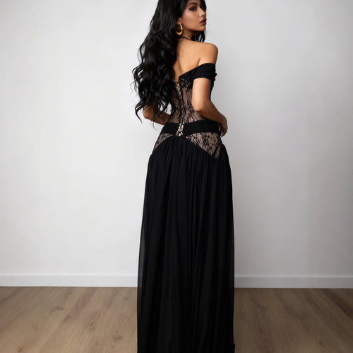 Damen Abendkleid mit transparenten Spitzeinsätzen und verführerischem Schnitt Drune