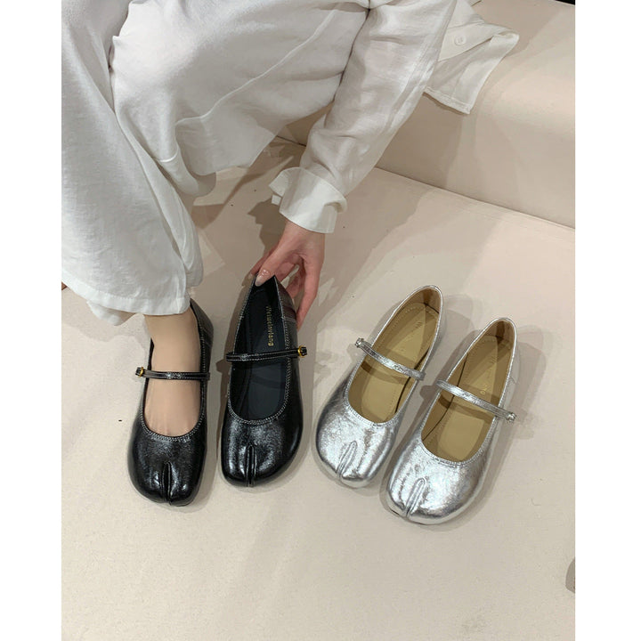 Damen Ballerinas mit schimmerndem Effekt und elegantem Riemen Drune