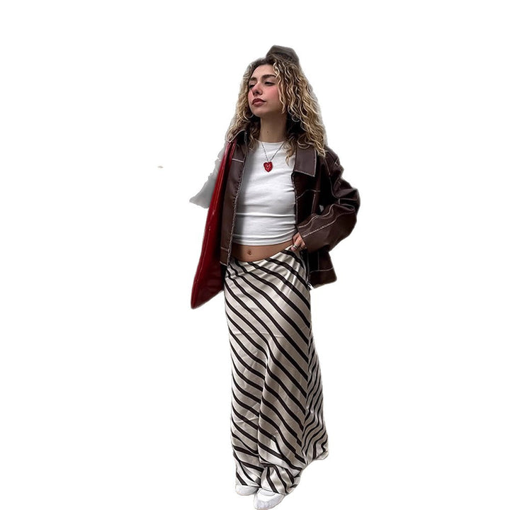 Damen cropped Kunstlederjacke mit feinen Nähten und weitem Schnitt Drune