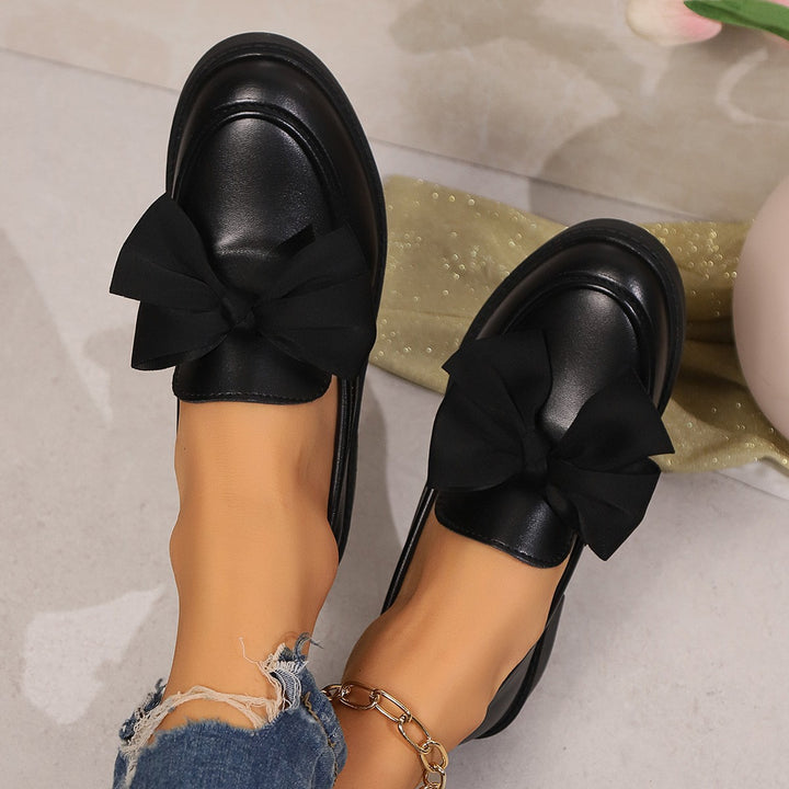 Damen nan Lack-Loafer mit auffälligem Kettendetail und gepolsterter Plateau-Laufsohle Drune