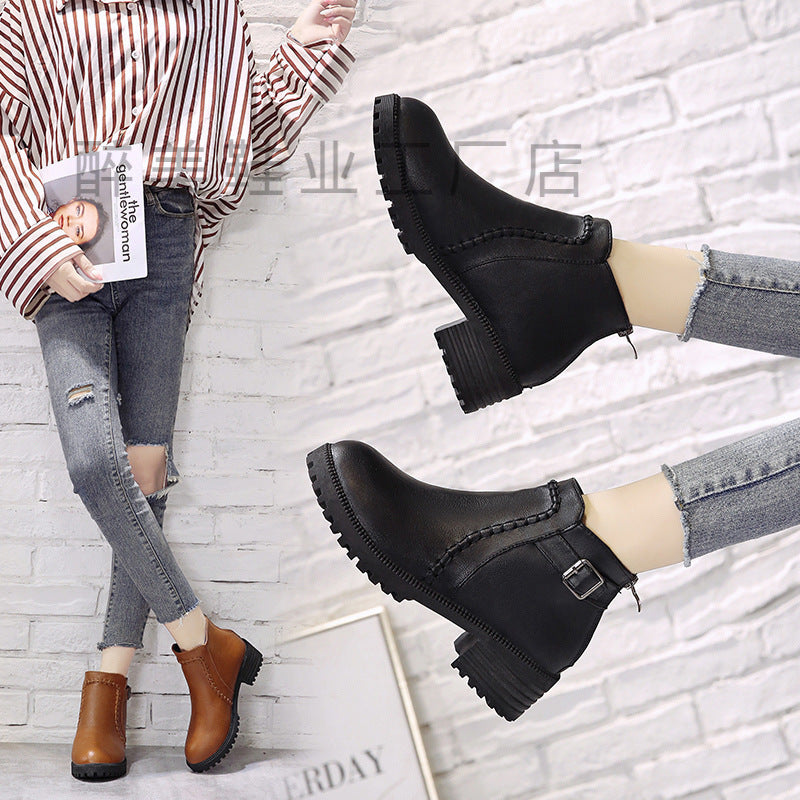 Damen nan klassische knöchelhohe Ankle-Boots aus synthetischem Leder mit robuster Profilsohle und Ziergurt Drune