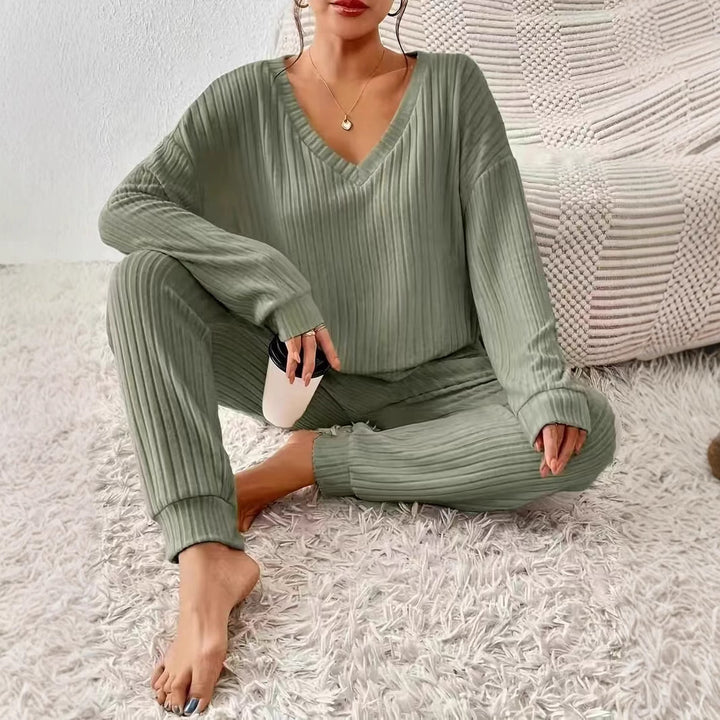 Damen Loungewear Set aus Rippstrick Drune