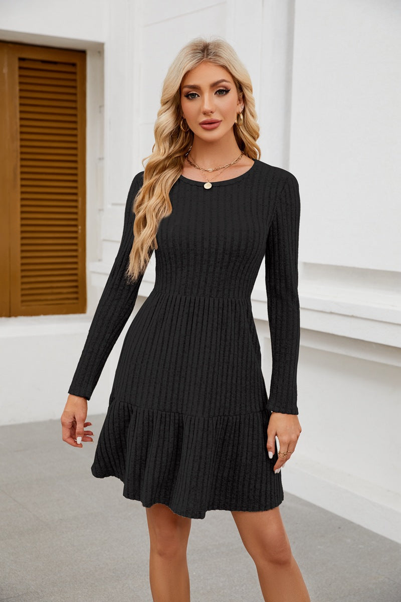 Damen gestricktes Midikleid mit voluminösem Rockteil und feiner Rippenstruktur Drune
