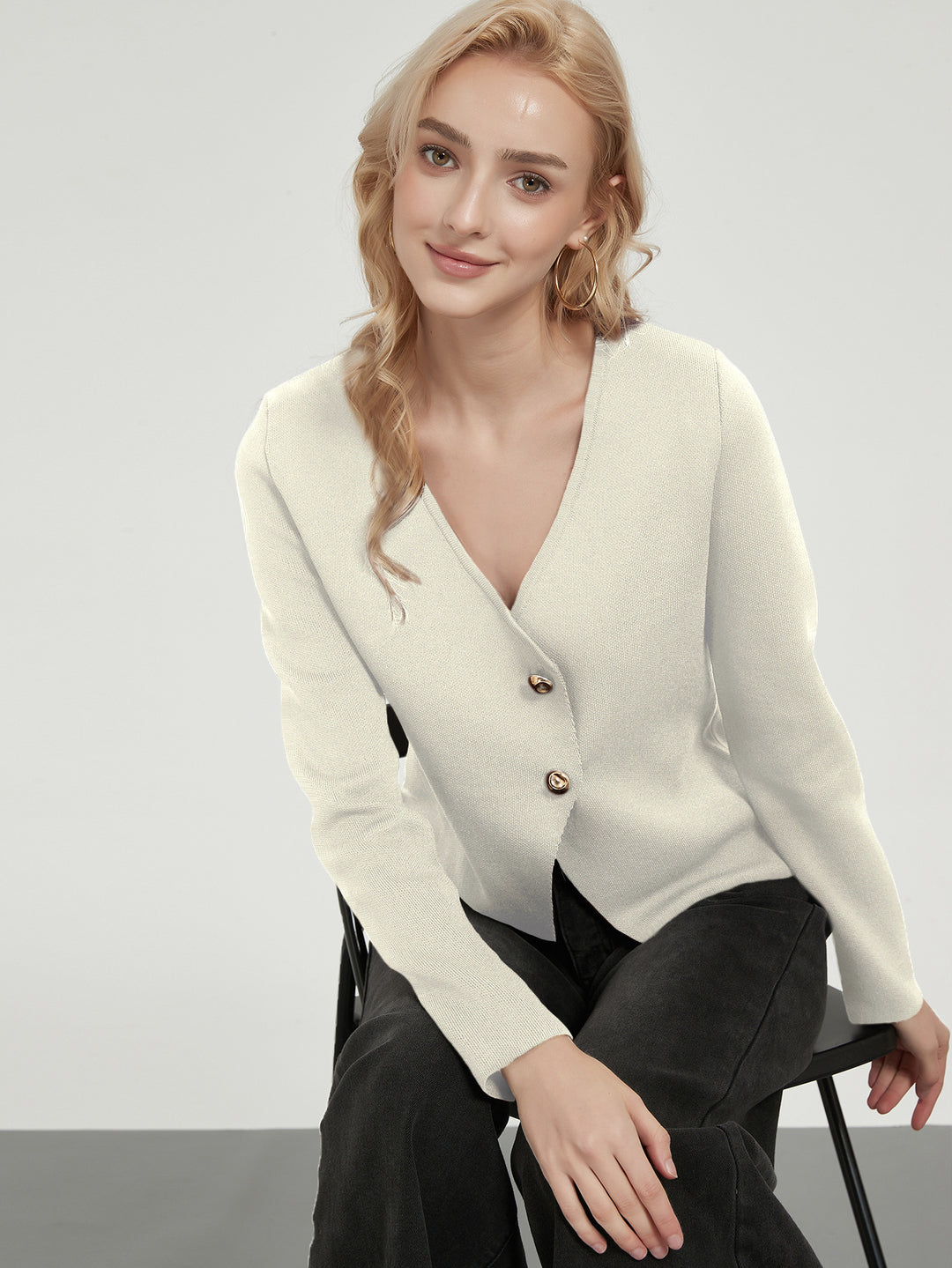 Damen Strickjacke mit eleganten Knopfdetails Drune
