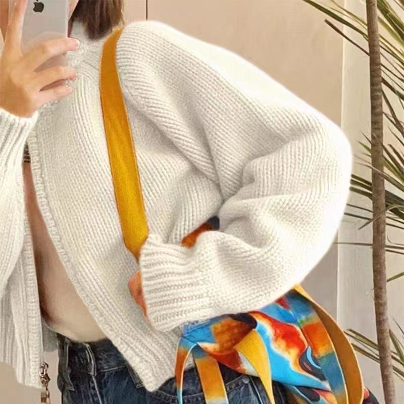 Damen Kuschelige Strickjacke mit Rundhalsausschnitt Drune