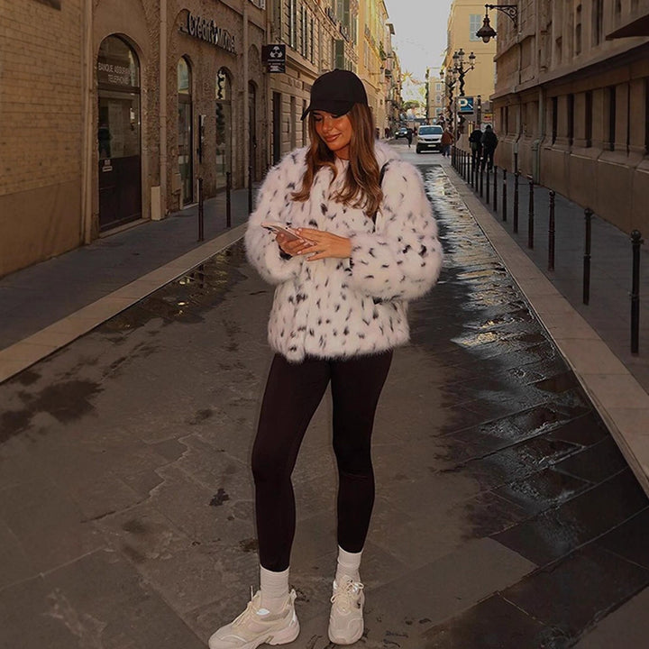 Damen Kunstpelzjacke mit modernem Tierdruck Drune