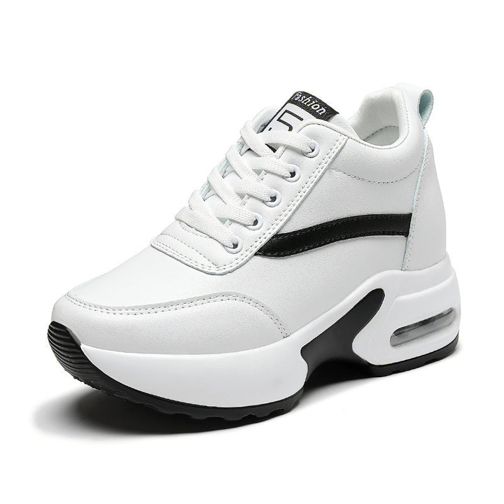 Damen nan urbaner Plateausneaker mit luftgeformter Zwischensohle und geschwungener Seitenapplikation Drune