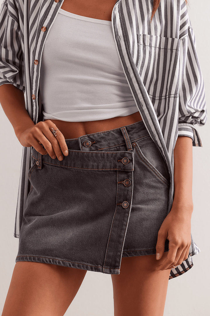Damen modischer A-Linien-Denimrock mit asymmetrischem Knopfdesign und praktischen Taschen Drune