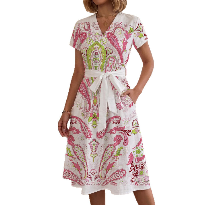 Damen Midi Kleid mit floralen Akzenten und tailliertem Schnitt Drune