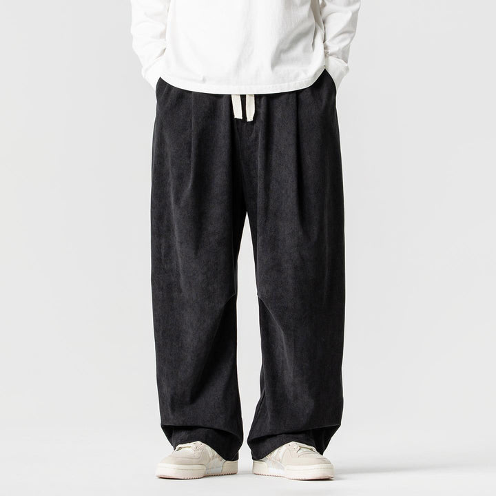 Herren nan weite Cordhose mit Tunnelzug, Bundfalten und relaxed Fit Drune