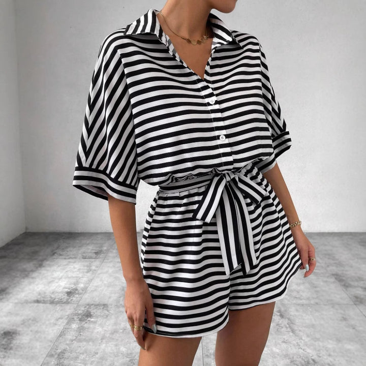 Damen Kurzoverall mit gestreiftem Design von Drune
