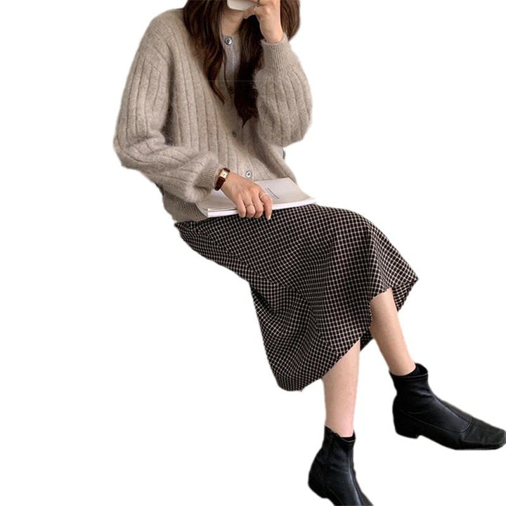 Damen kuschelige Knopfstrickjacke mit Rippstruktur Drune