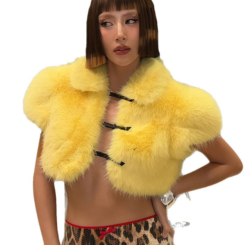 Damen Kunstpelz Jacke mit kurzem Schnitt und dekorativen Verschlüssen Drune