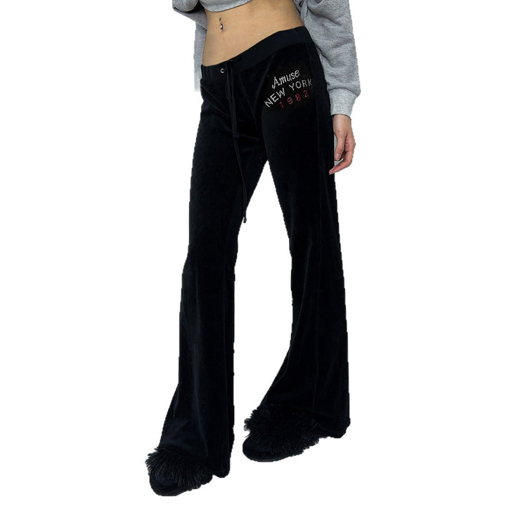 Damen nan weite Velours-Loungehose mit Tunnelzugbund, Kordelzug und dezenter Logo-Stickerei Drune