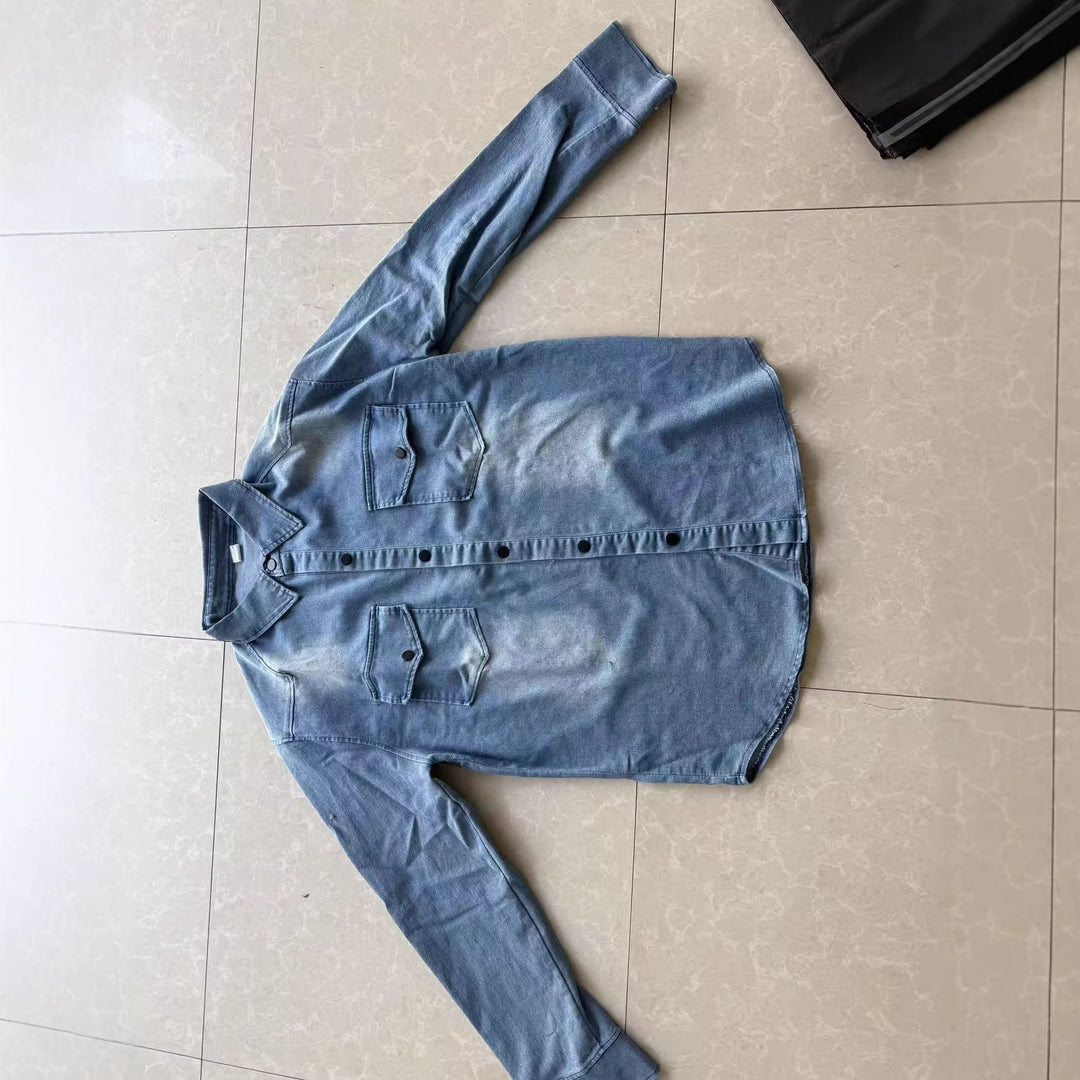 Herren nan oversized Denim-Hemdenjacke mit geschwungenem Saum und aufgesetzten Pattentaschen Drune