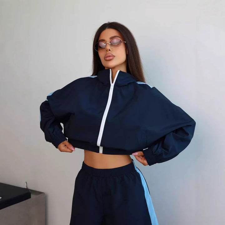 Damen sportliches Freizeit-Set mit atmungsaktivem Oberteil und Shorts Drune