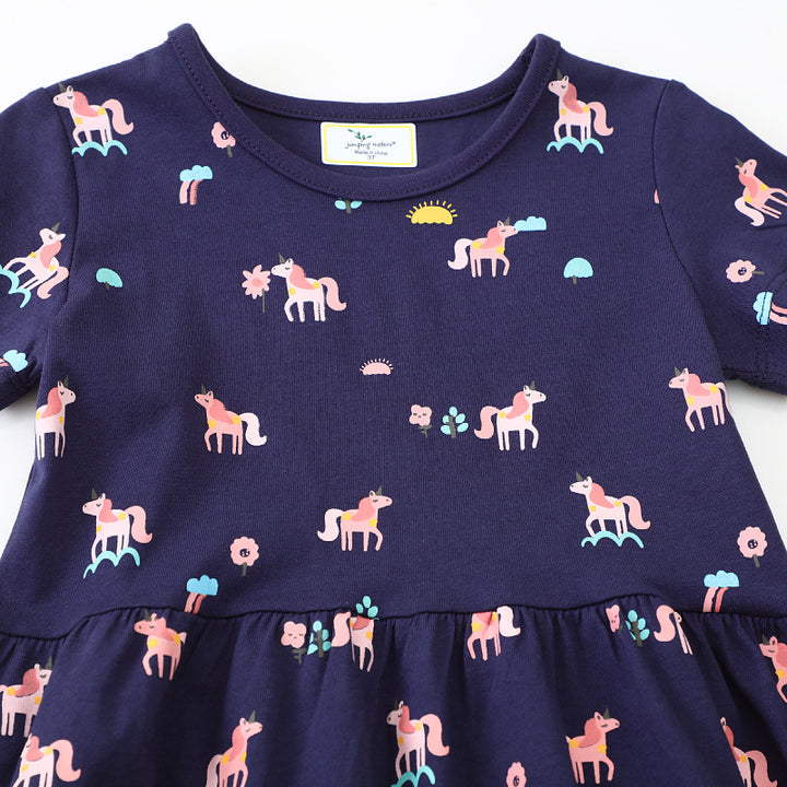 Mädchen Kurzarm Kleid mit verspieltem Einhorn-Motiv Drune