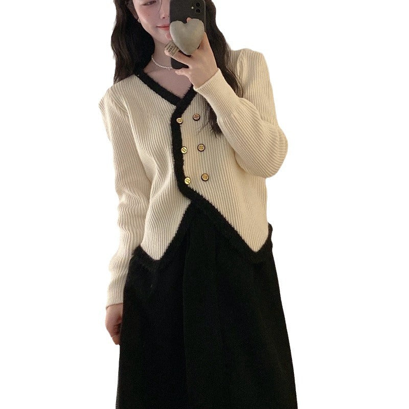Damen Strickjacke mit asymmetrischem Schnitt und goldenem Knopfdesign Drune