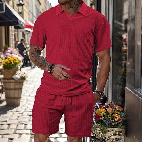 Herren nan Strick-Lounge-Ensemble mit Polokragen V‑Einsatz und Tunnelzug-Bermudas Drune