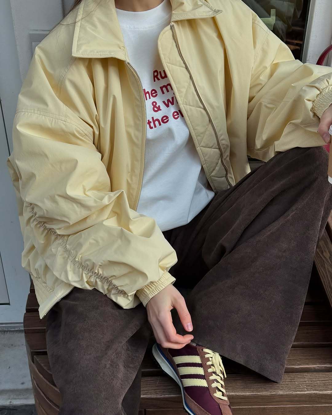 Damen lässige Windbreaker-Jacke mit voluminösen Ärmeln und elastischen Bündchen Drune
