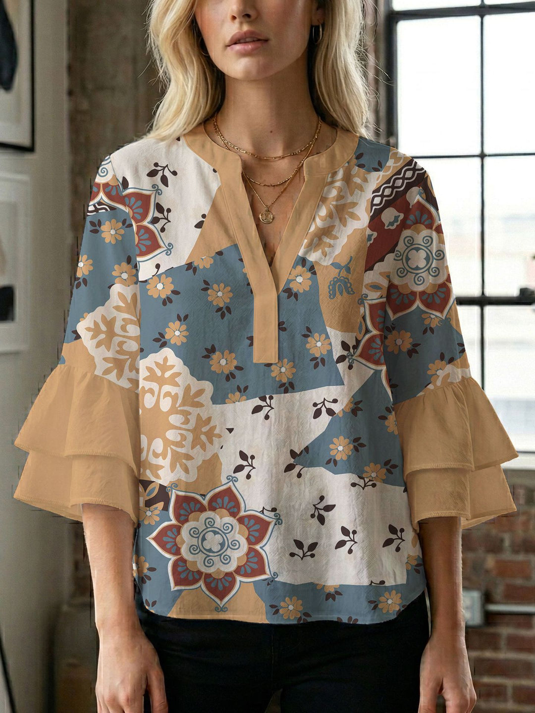 Damen Bluse mit wunderschönen floralem Design Drune
