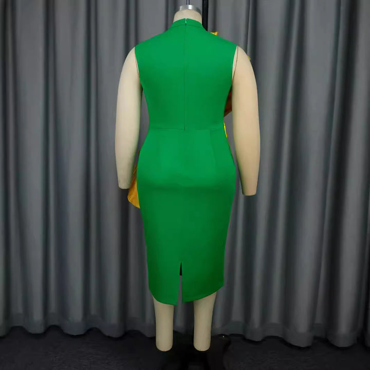 Damen elegantes Kleid mit extravaganten Rüschenelementen Drune