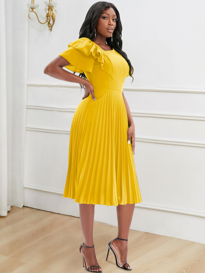 Damen Plissee-Kleid mit asymmetrischem Schnitt und eleganter Rüsche Drune