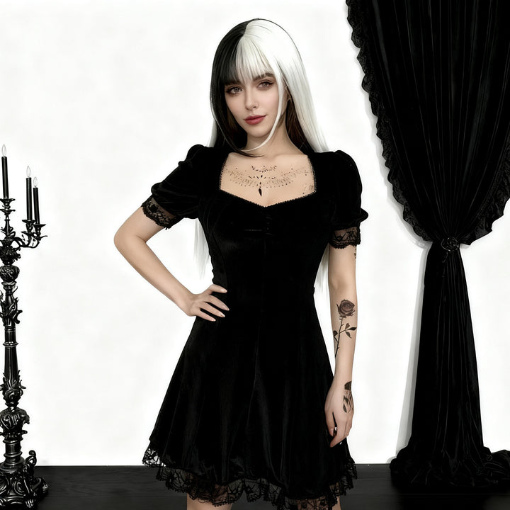 Damen Verspieltes Mini-Kleid mit Puffärmeln und zarter Spitze Drune