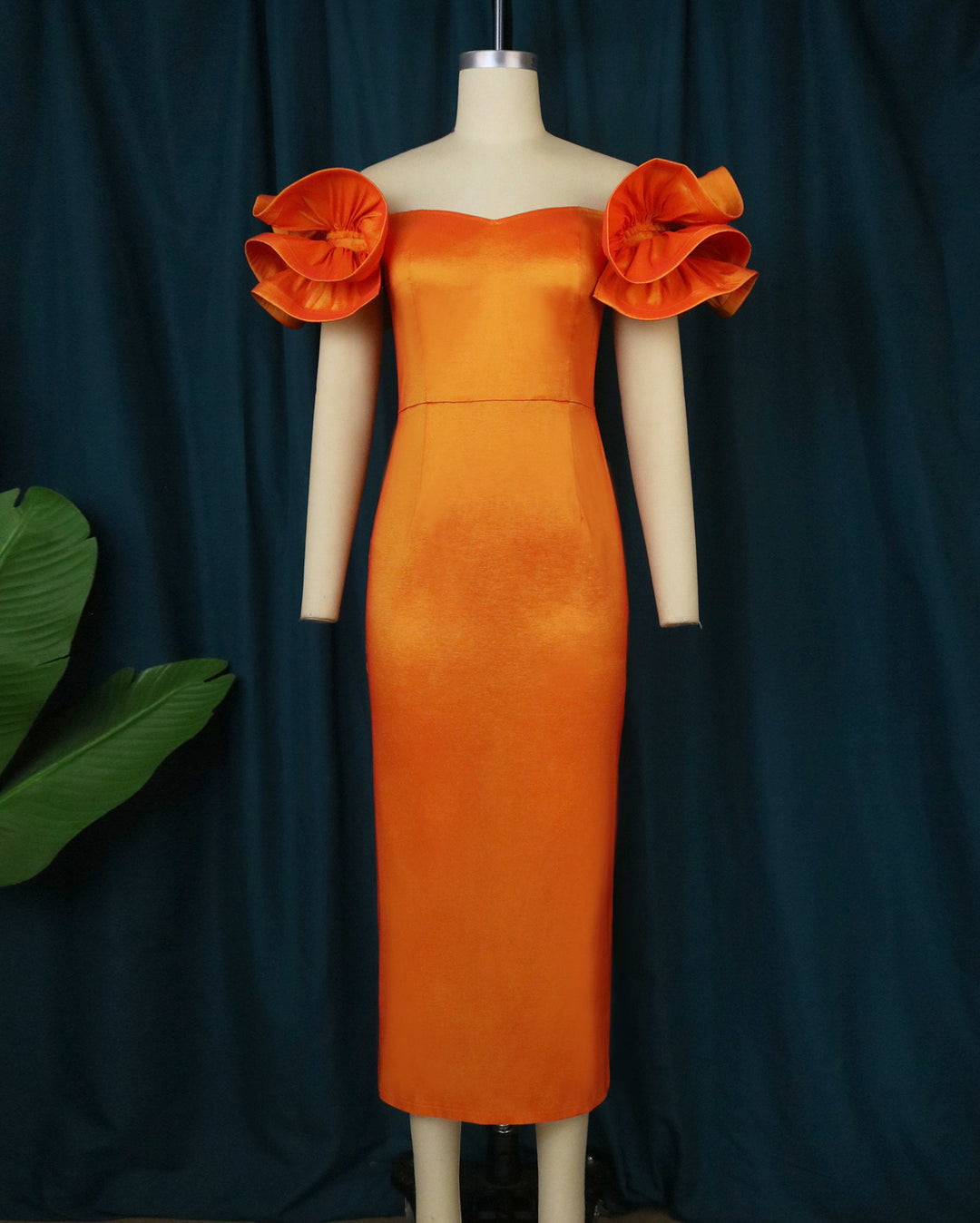 Damen figurbetontes Abendkleid mit voluminösen Rüschenträgern Drune