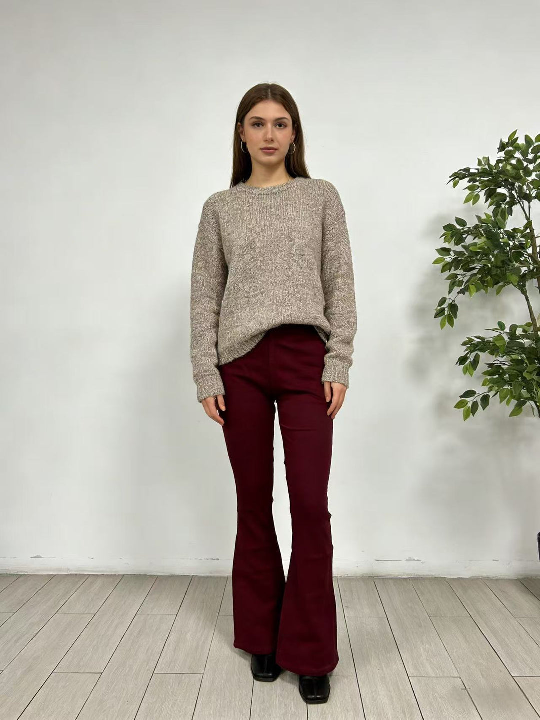 Damen modische Flared Jeanshose mit hohem Bund und komfortablem Schnitt Drune