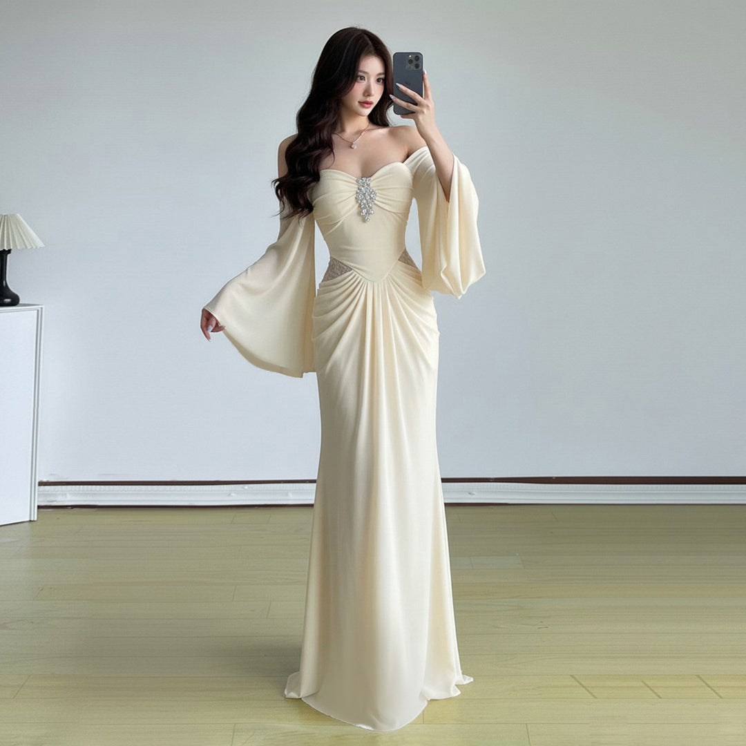 Damen elegantes Maxikleid mit großzügigen Trompetenärmeln und raffiniertem Cut-Out Drune