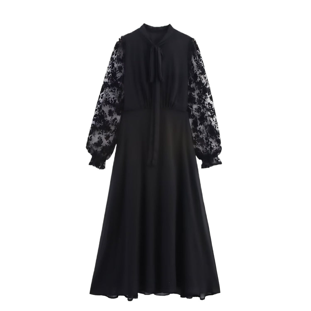 Damen Maxi-Kleid mit floralem Spitzenoberteil und elegantem Bindegürtel Drune