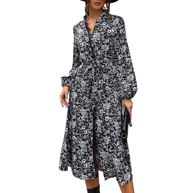 Damen langes Kleid mit floralen Mustern und eleganter Taillierung Drune