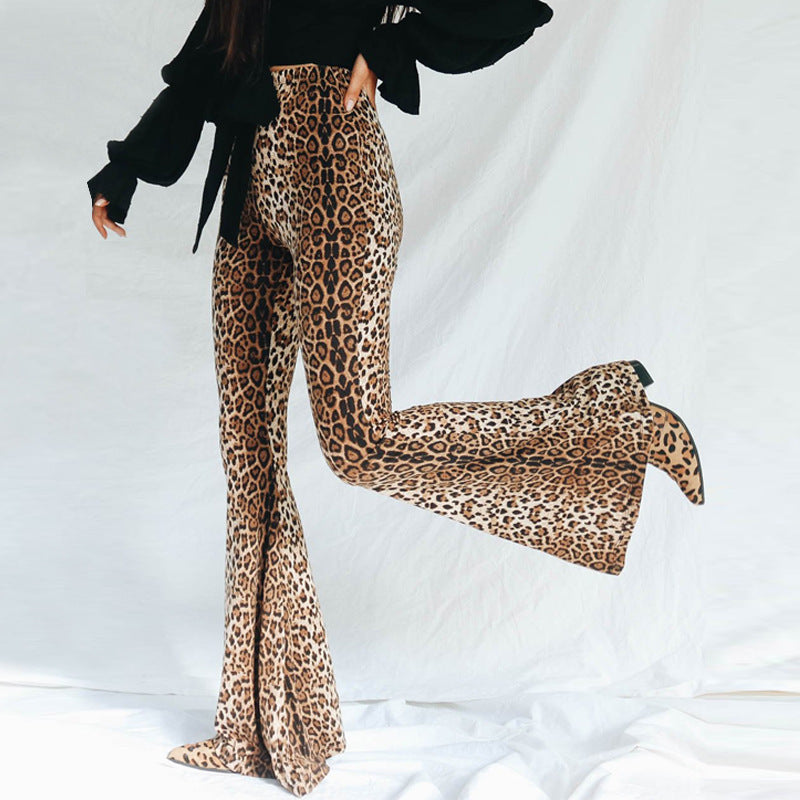 Damen Flared Leggings im animalischen Tigerstrick-Waschung Drune