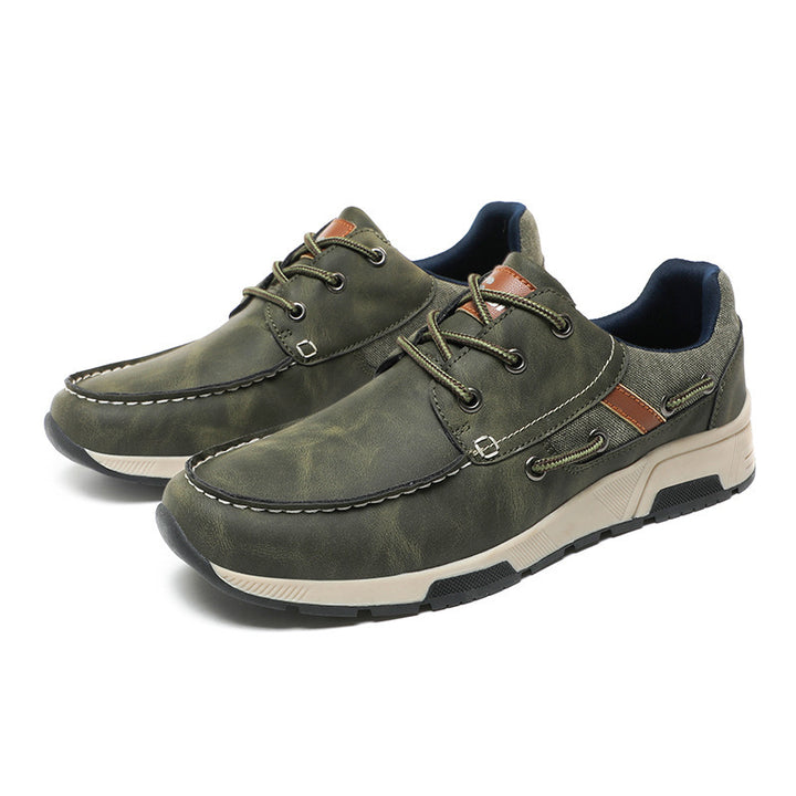 Herren nan Mokassin-inspirierter City-Sneaker mit profiliertem Gummisohlenprofil und gepolstertem Fersenkragen Drune