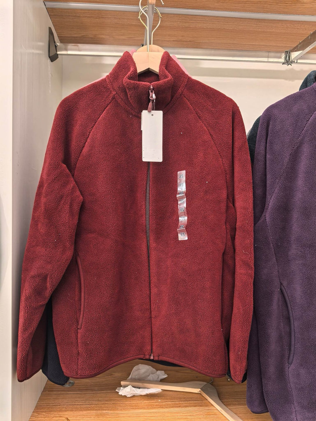 Damen Fleecejacke mit hohem Kragen und seitlichen Taschen Drune