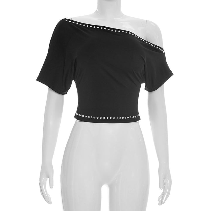 Damen asymmetrisches Crop-Top mit weich fließendem Stoff und dekorativem Nietenbesatz Drune