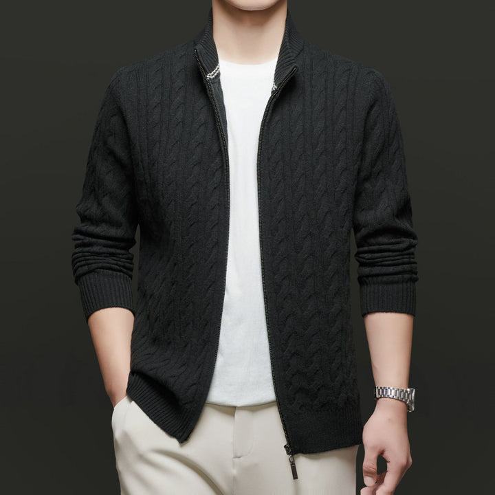 Herren Strickjacke mit modernem Zopfdesign Drune
