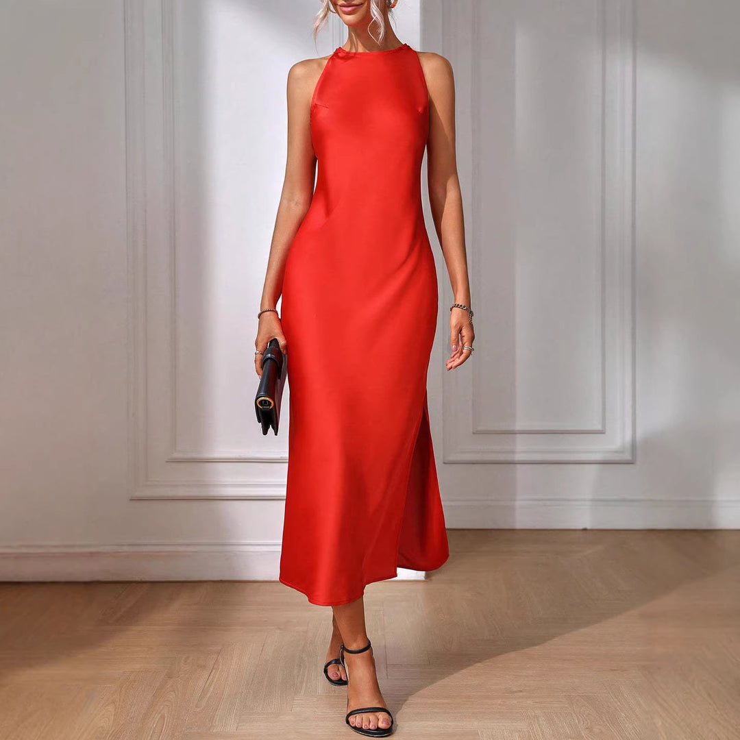 Damen Elegantes Maxikleid mit tiefem Schlitz und feinem Satinfinish Drune