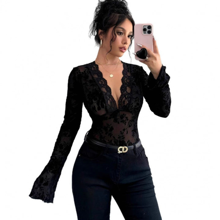 Damen Spitzen-Bodysuit mit tiefem V-Ausschnitt und romantischen Rüschendetails Drune