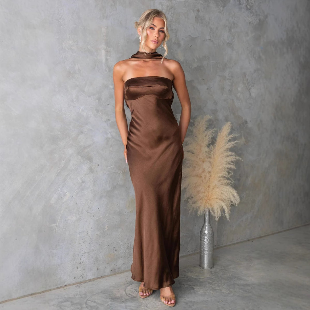 Damen Elegantes Abendkleid mit schulterfreiem Design und schimmerndem Satin Drune