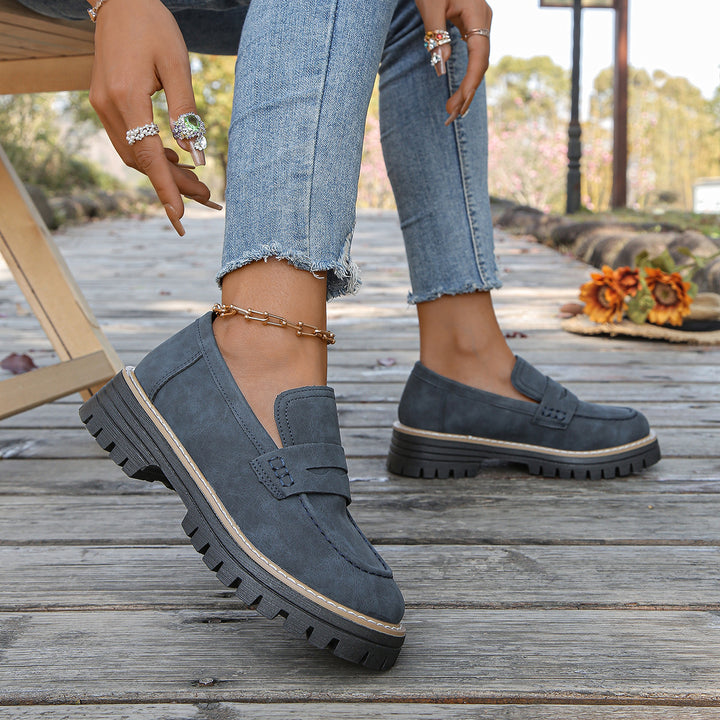 Damen robuste Loafer mit markanter Profilsohle, weichem Veloursoptik-Obermaterial und gepolstertem Komfortfußbett Drune