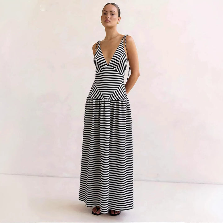 Damen Maxikleid mit tiefem V-Ausschnitt und modernem Streifenmuster Drune