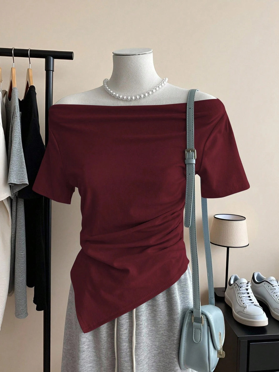 Damen Off-Shoulder T-Shirt mit Raffung Drune
