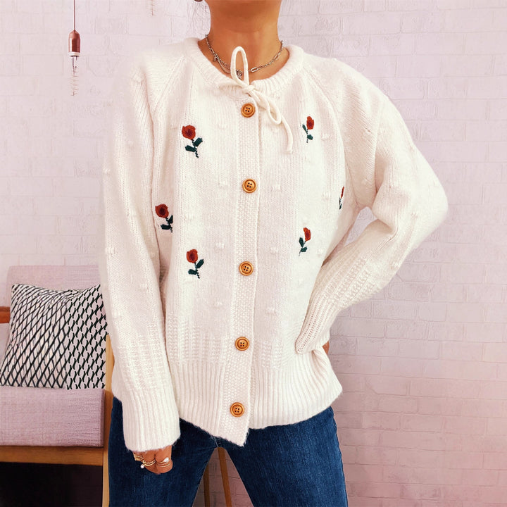 Damen Strickjacke mit floralem Stickdesign und Knopfverschluss Drune