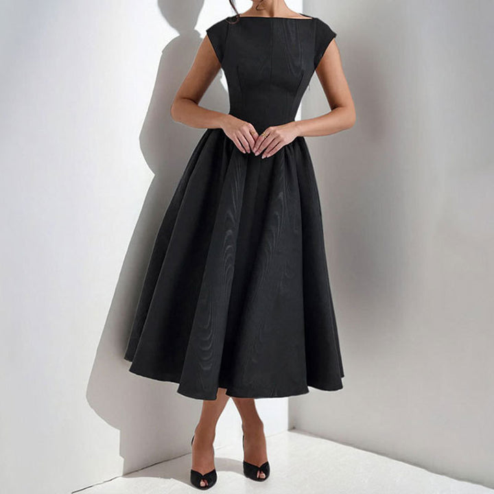 Damen Abendkleid mit elegantem Schnitt und schwingendem Rock Drune