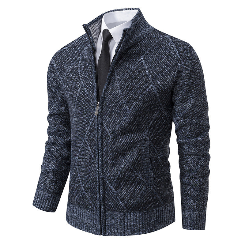 Herren modische Strickjacke mit hohem Kragen und stilvollem Zopfmuster Drune
