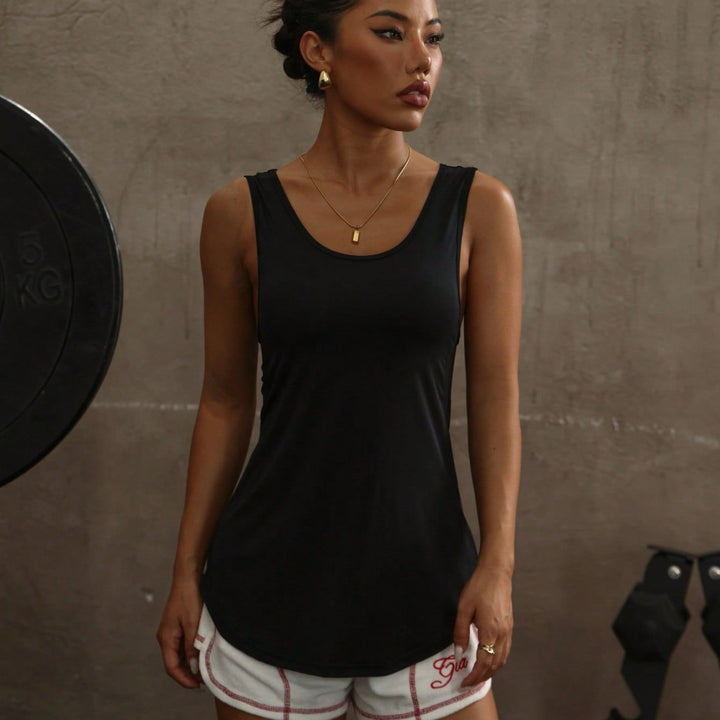 Damen Sporttop mit atmungsaktivem Mesh-Einsatz und figurbetonendem Schnitt Drune
