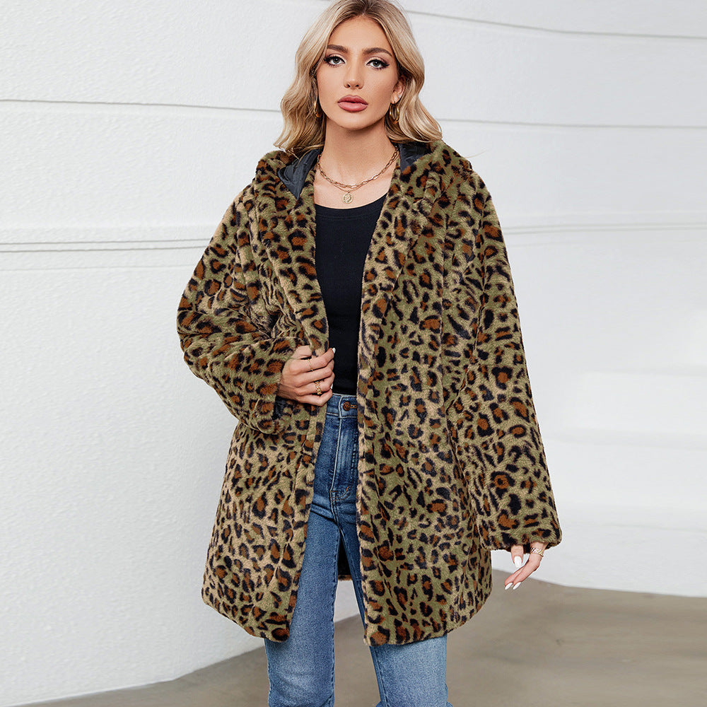 Damen futuristische Leopardenfelljacke Drune